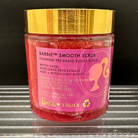 TRULY Other - Barbie Smooth Scrub